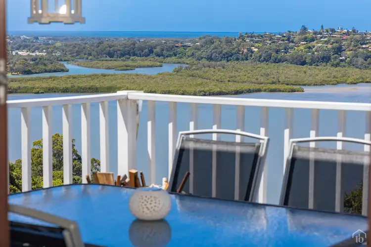 8 Banora Terrace, Bilambil Heights NSW 2486