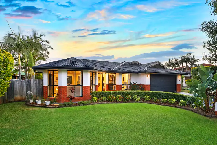 10 Jacaranda Place, Ormiston QLD 4160