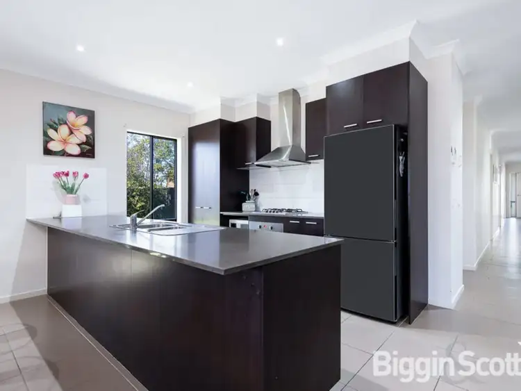 Fifth view of Homely house listing, 8 Blackberry Alley, Cranbourne North VIC 3977