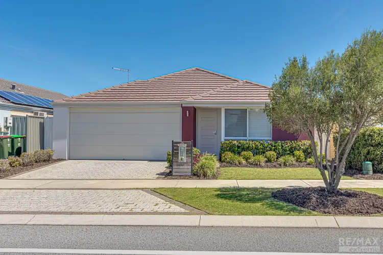 26 Roulettes Parade, Clarkson WA 6030