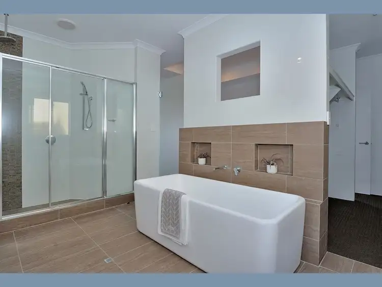 Sixth view of Homely house listing, 10 Gouldian Circuit, Alkimos WA 6038