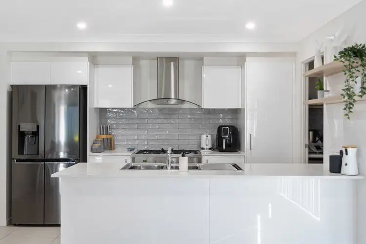Second view of Homely house listing, 8 Rose Court, Maudsland QLD 4210