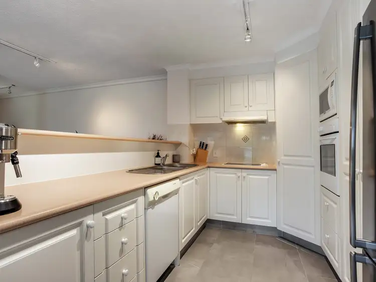 Fifth view of Homely unit listing, 9/2103 Gold Coast Highway, Miami QLD 4220