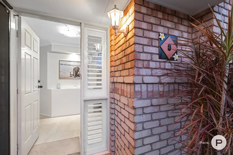 Second view of Homely house listing, 8 Otway Place, Parkinson QLD 4115