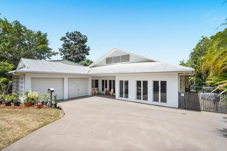 7 Rogers Close, Whitfield QLD 4870