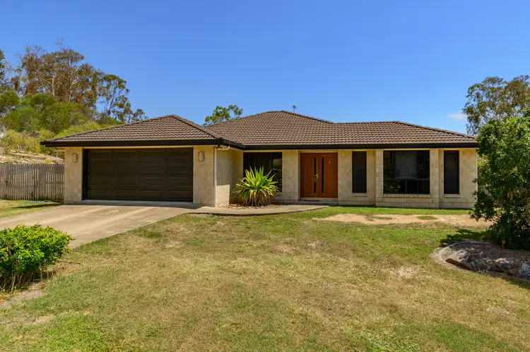 8 Tree Tops Close, O'connell QLD 4680