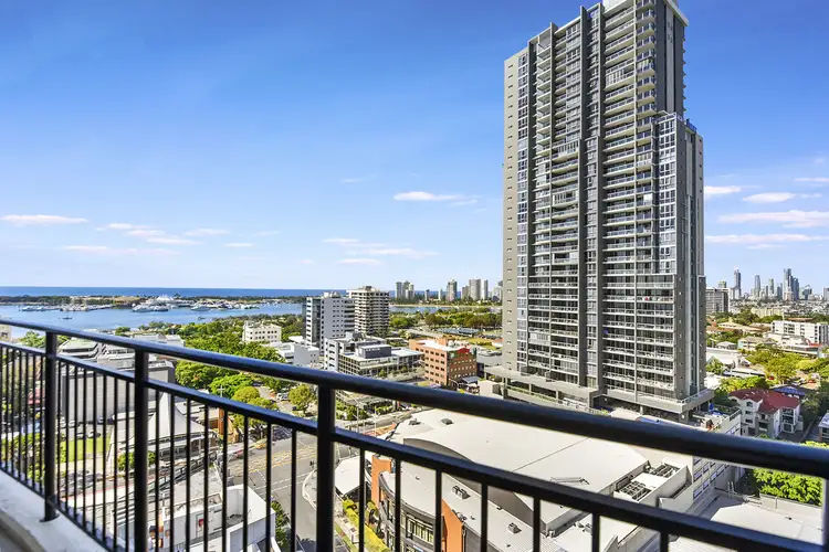 21203/5 Lawson Street, Southport QLD 4215