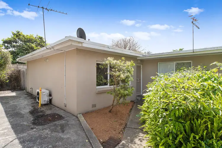 Second view of Homely apartment listing, 6/10-12 Mount View Court, Frankston VIC 3199
