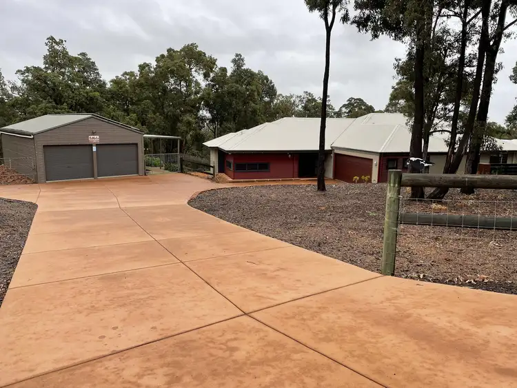 26 Blissett Drive, Bedfordale WA 6112