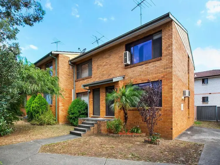 16/2-8 Kazanis Court, Werrington NSW 2747