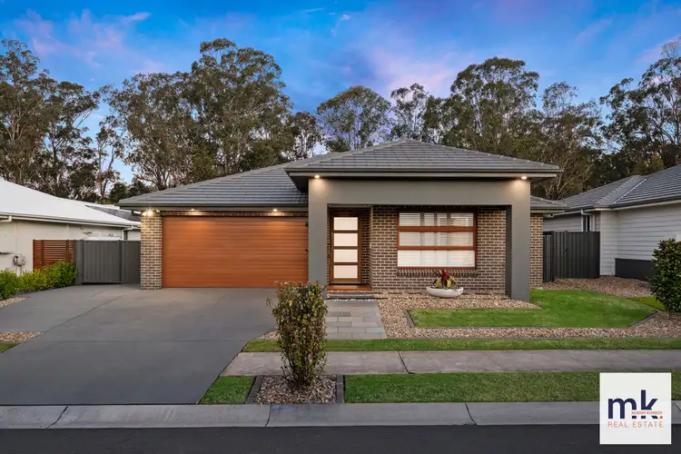 17 Howard Loop, Oran Park NSW 2570
