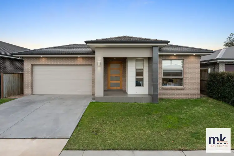 19 Amberley Street, Gledswood Hills NSW 2557