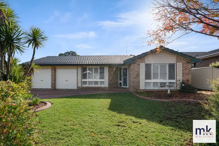 2 Huthnance Place, Camden South NSW 2570
