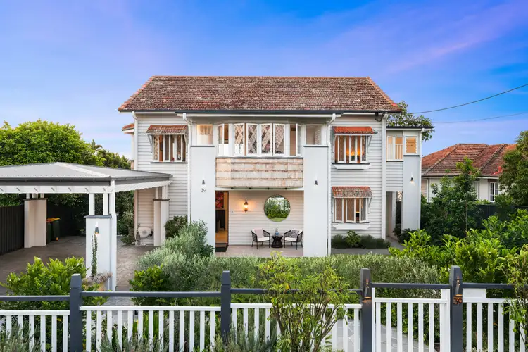39 Marriott Street, Coorparoo QLD 4151