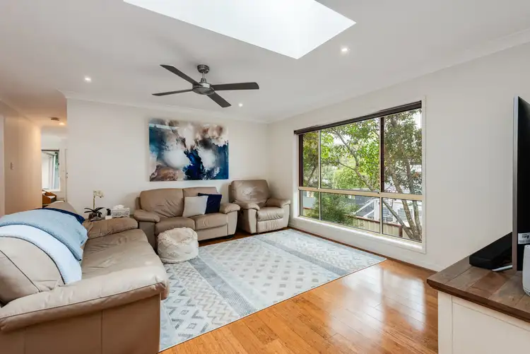 Sixth view of Homely house listing, 15 Lakala Avenue, Springfield NSW 2250