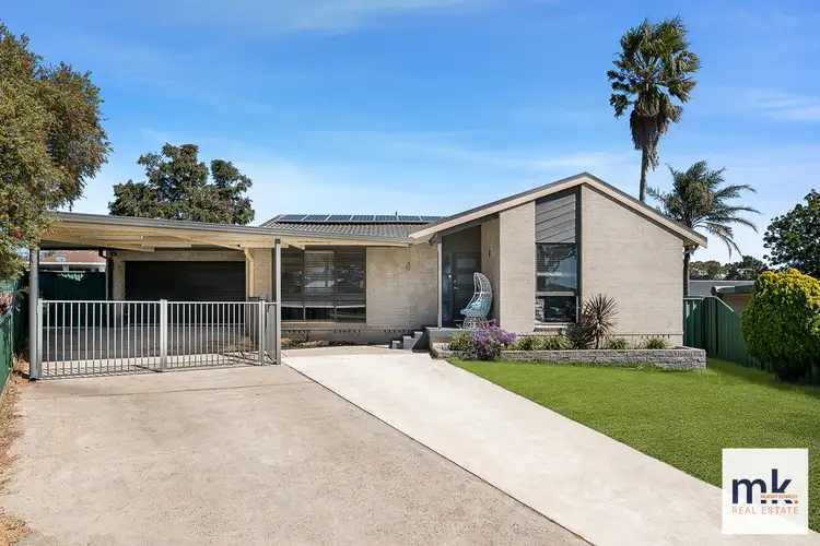 6 Bute Place, St Andrews NSW 2566