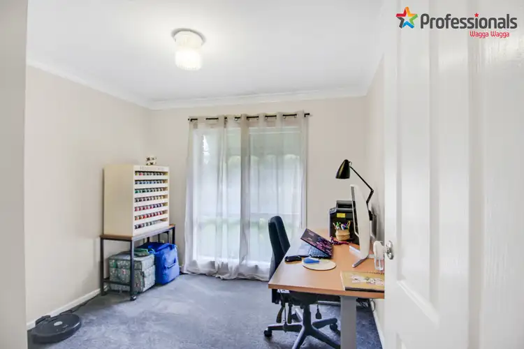 Sixth view of Homely house listing, 37 Truscott Drive, Ashmont NSW 2650