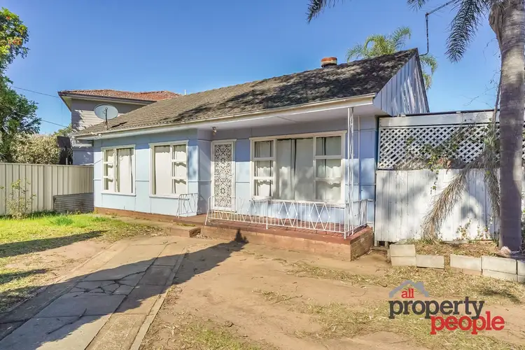 23 Wentworth Avenue, Glenfield NSW 2167