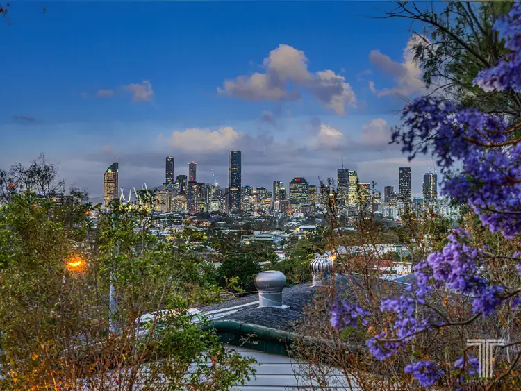397 Chatsworth Road, Coorparoo QLD 4151