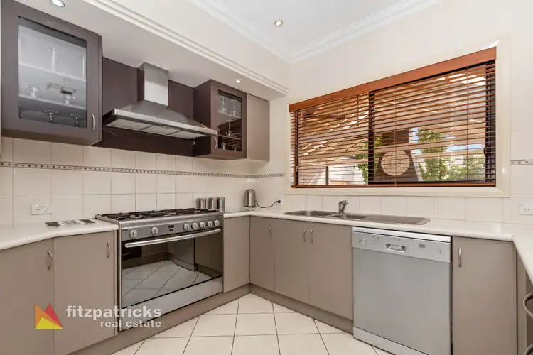 Fifth view of Homely house listing, 5 Lyndoch Place, Bourkelands NSW 2650