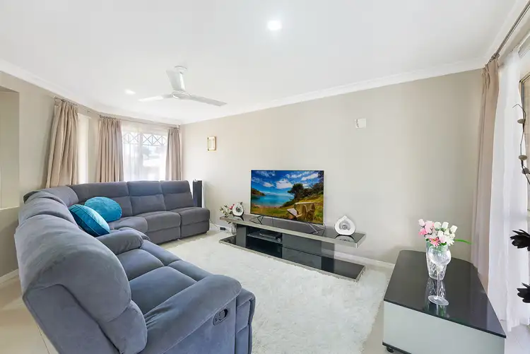 Sixth view of Homely house listing, 2 Fernwood Place, Taigum QLD 4018