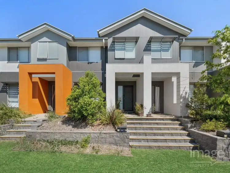2/30 Scenic Road, Redbank Plains QLD 4301