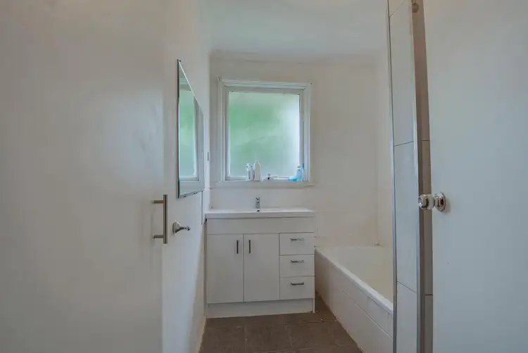 Seventh view of Homely house listing, 9 Costello Close, Bacchus Marsh VIC 3340