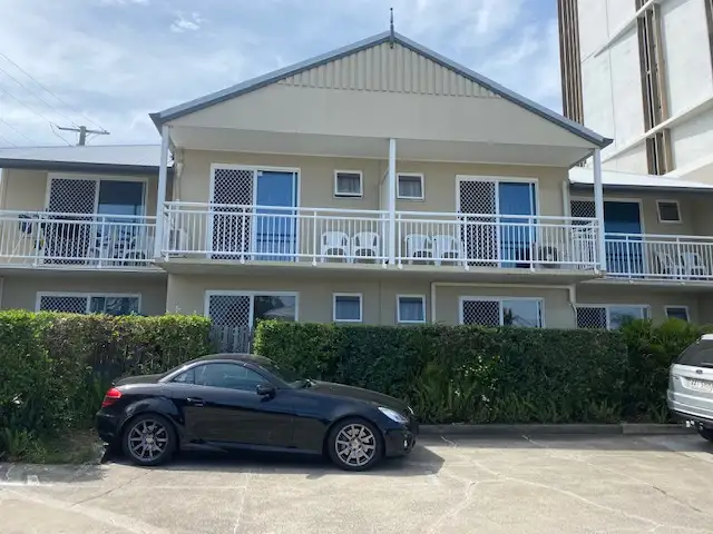 2/105 Farnell Street, Chermside QLD 4032