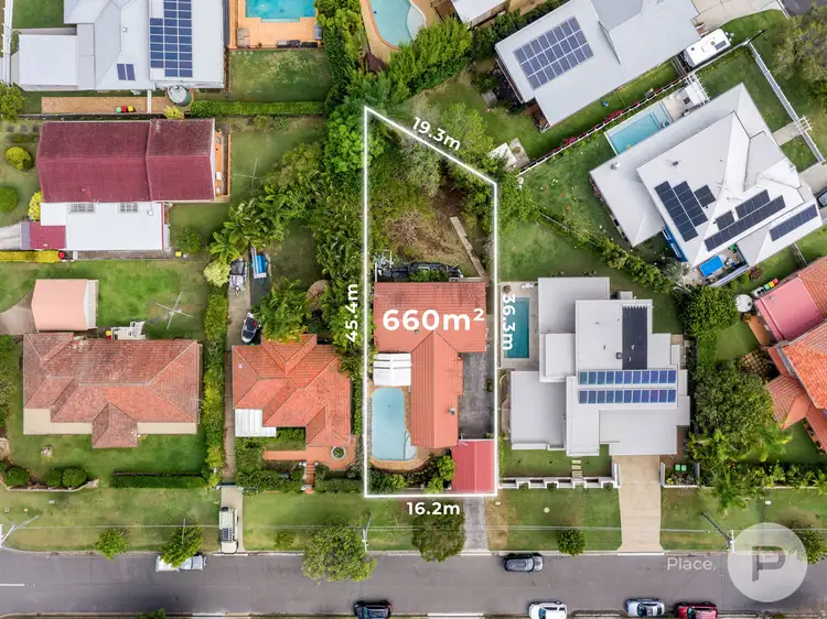 93 Solar Street, Coorparoo QLD 4151