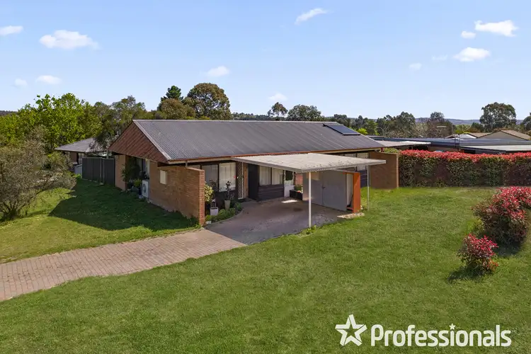 32 Bassett Drive, West Bathurst NSW 2795