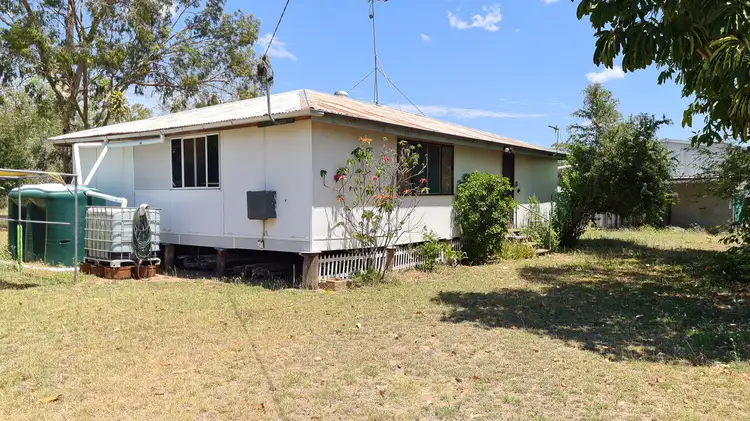 29 Dee Street, Dululu QLD 4702
