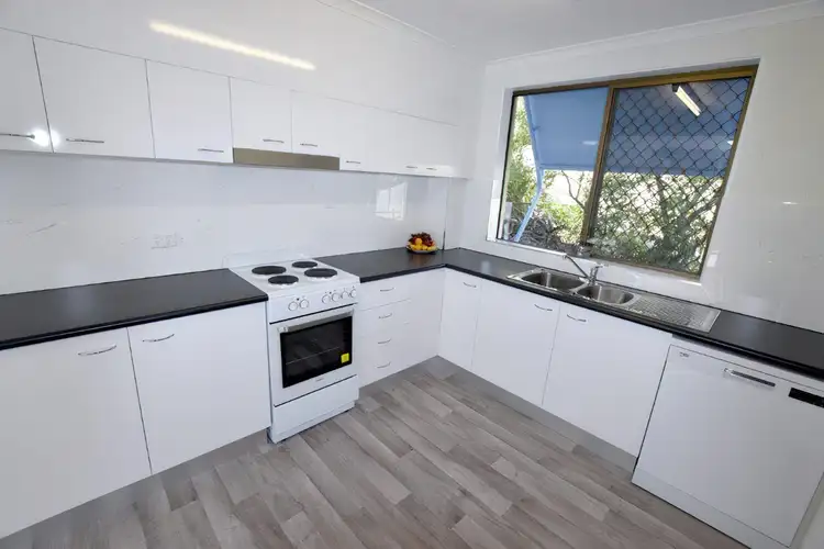Fifth view of Homely apartment listing, 2/8 Oaka Lane, Gladstone Central QLD 4680