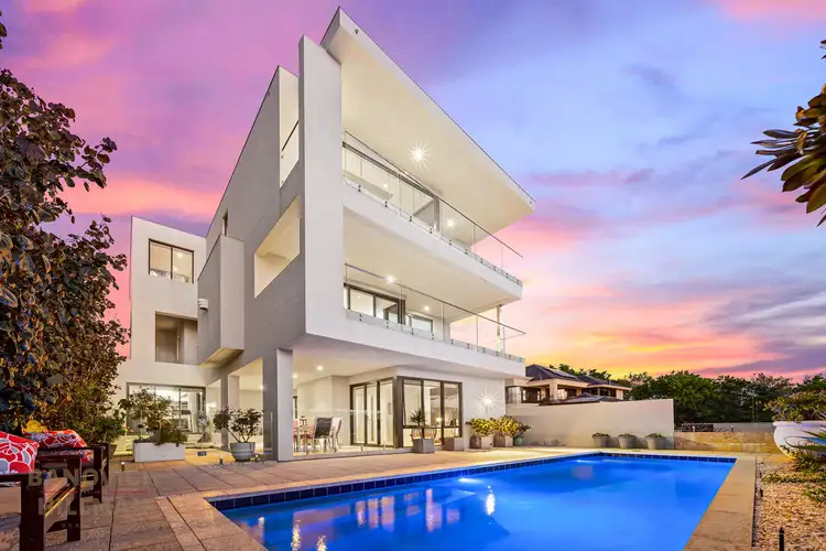 14B Fraser Road, Applecross WA 6153