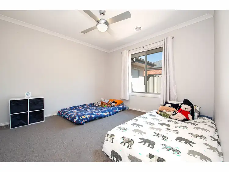 Seventh view of Homely house listing, 18 Harvard Place, Thurgoona NSW 2640