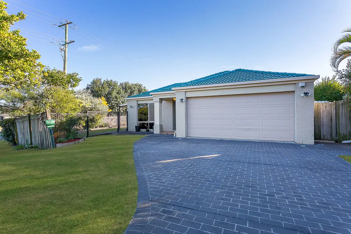 Main view of Homely house listing, 2 Hilldean Drive, Raceview QLD 4305