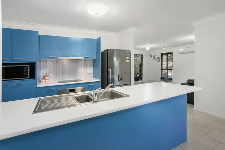 Fifth view of Homely house listing, 2 Hilldean Drive, Raceview QLD 4305