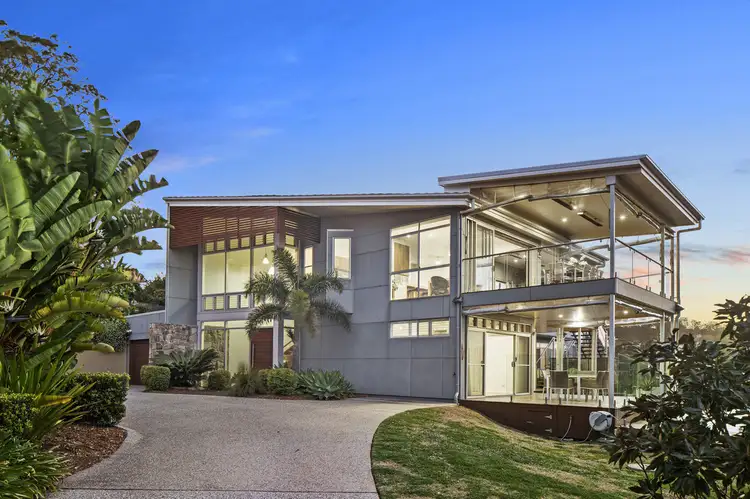 10 St Ives Court, Mount Lofty QLD 4350
