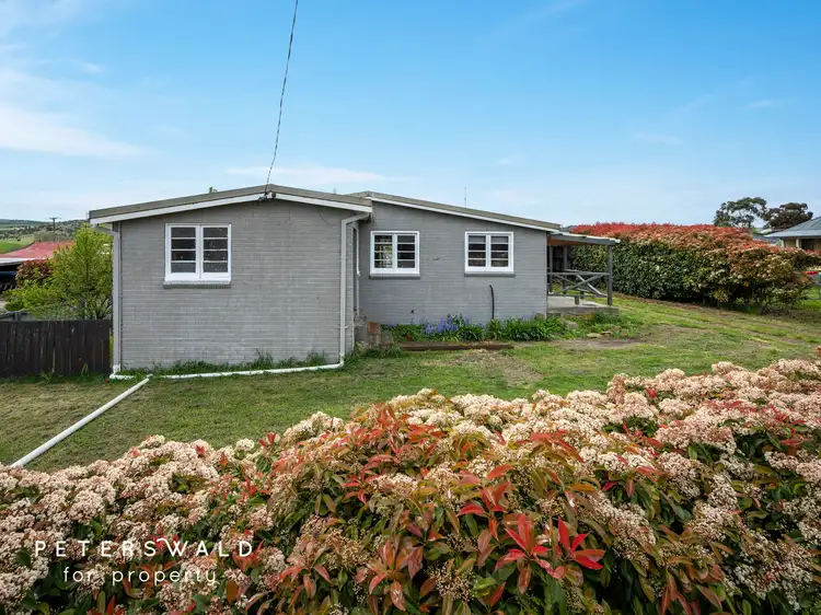 8 George Street, Hamilton TAS 7140