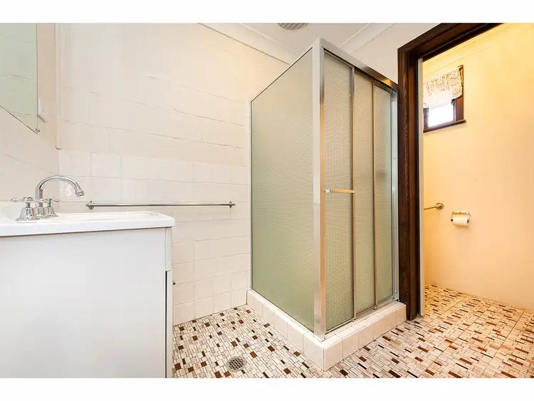 Seventh view of Homely unit listing, 1/383 Parnall Street, Lavington NSW 2641