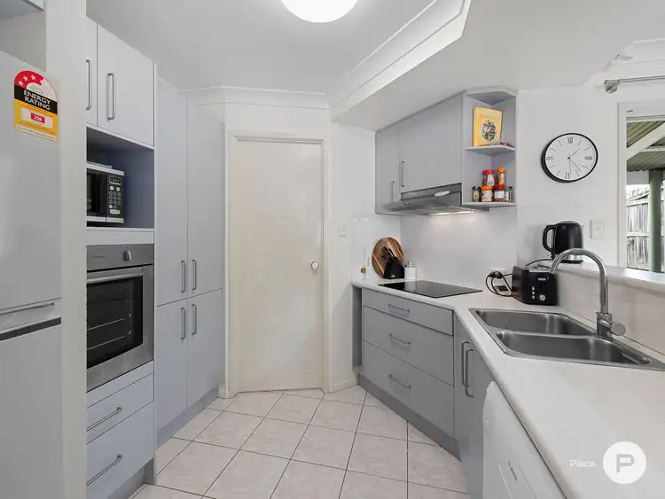 Sixth view of Homely townhouse listing, 4/16 Hill Crescent, Carina Heights QLD 4152