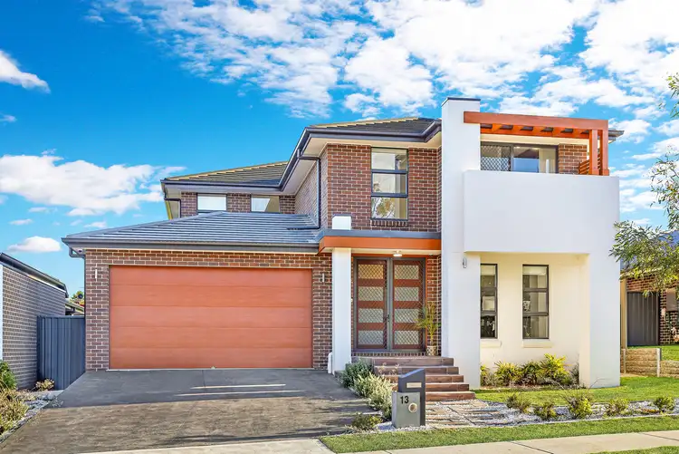 13 Tedbury Road, Jordan Springs NSW 2747