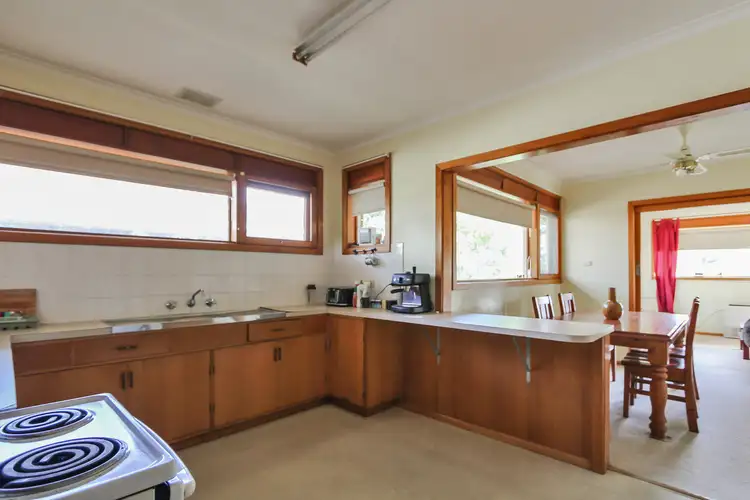Fifth view of Homely house listing, 3 Eldon Court, Mirboo North VIC 3871