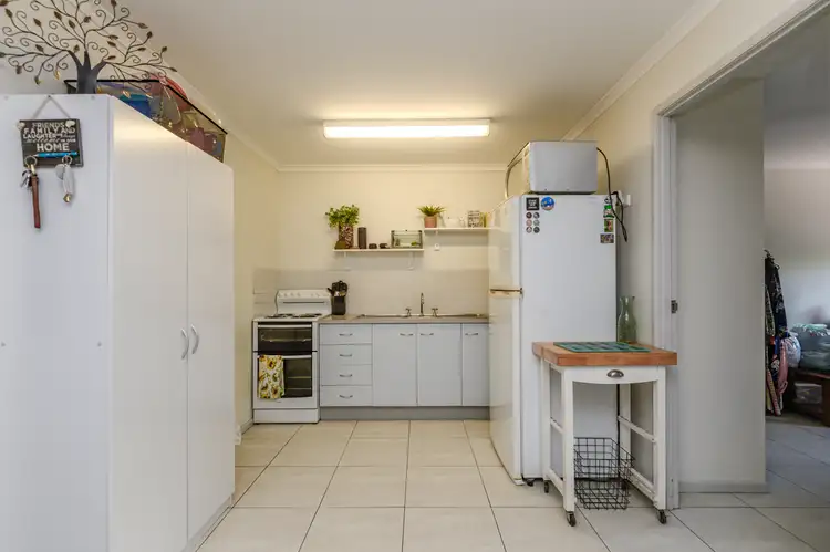 Sixth view of Homely unit listing, 2/15 Cox Crescent, Millbank QLD 4670