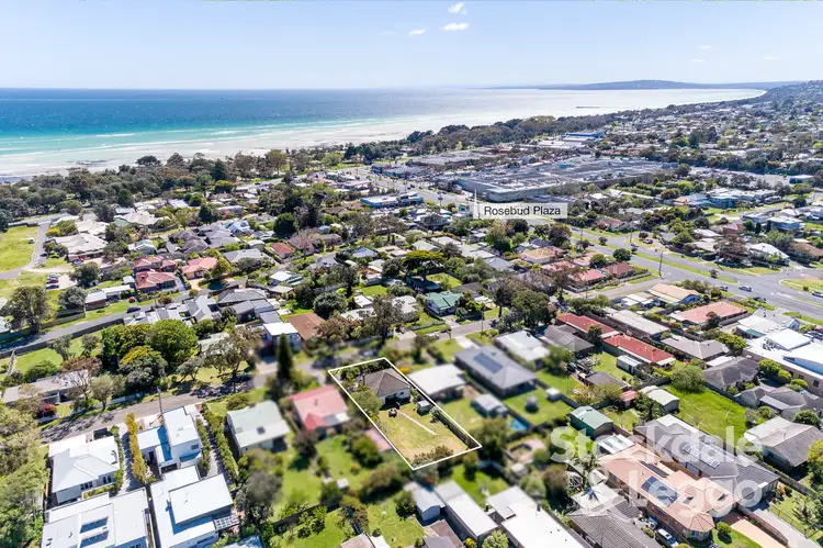 13 Dalgleish Avenue, Rosebud VIC 3939