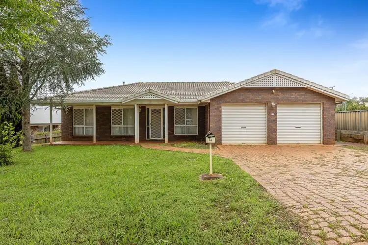 14 Roslyn Street, Centenary Heights QLD 4350