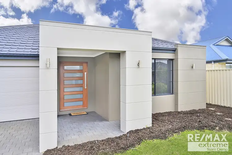 Second view of Homely house listing, 5 Panola Way, Sinagra WA 6065