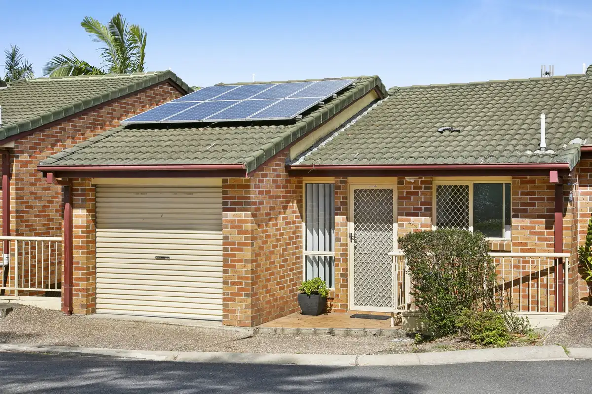 Main view of Homely townhouse listing, 2/2-6 Simpsons Road, Currumbin Waters QLD 4223