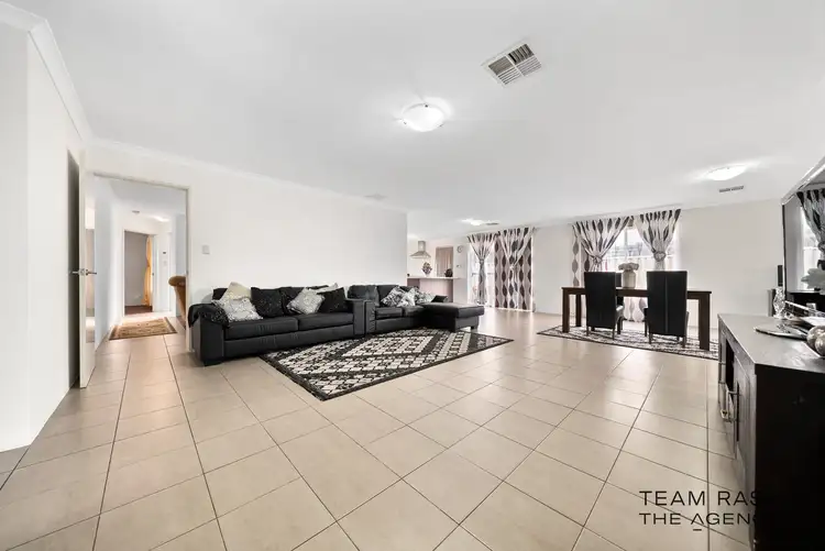 2/202 Hamilton Street, Queens Park WA 6107