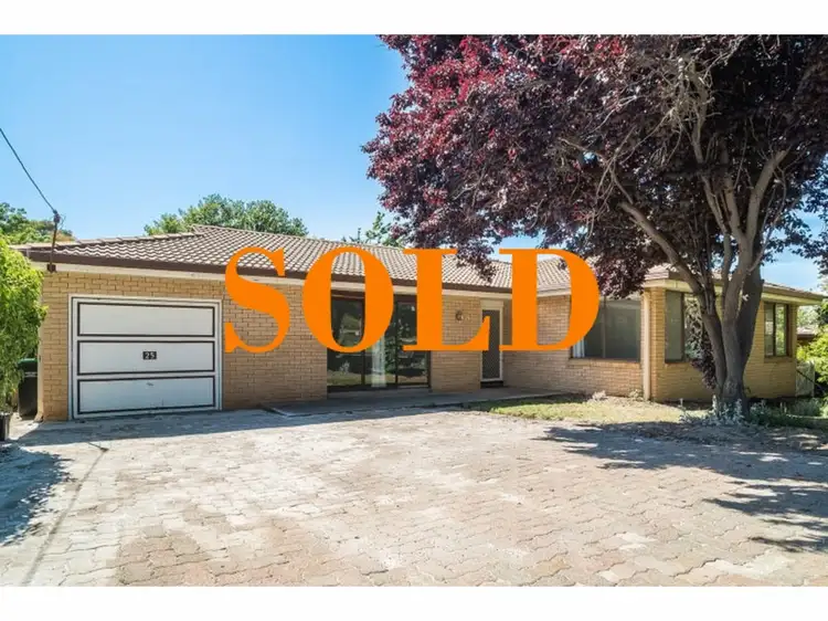 25 Chestnut Avenue, Armidale NSW 2350