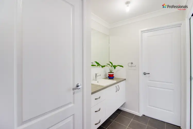 Sixth view of Homely house listing, 19 Tinga Crescent, Kooringal NSW 2650